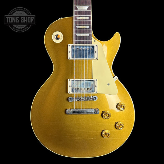 Front of Gibson Custom Shop 1957 Les Paul Goldtop Reissue Murphy Lab Ultra Light Aged.