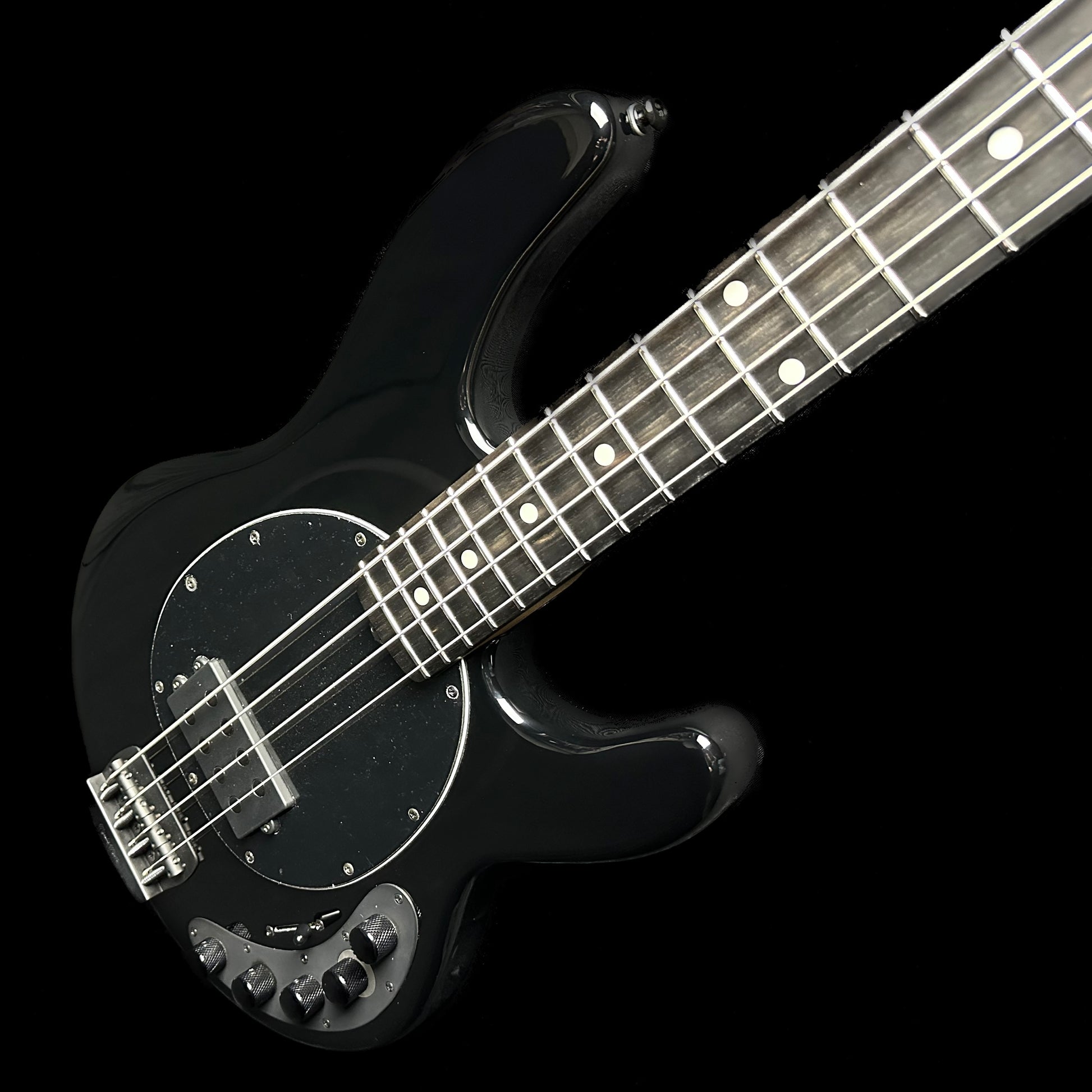 Ernie Ball Music Man DarkRay Bass Obsidian Black w/Mono case – Tone Shop  Guitars