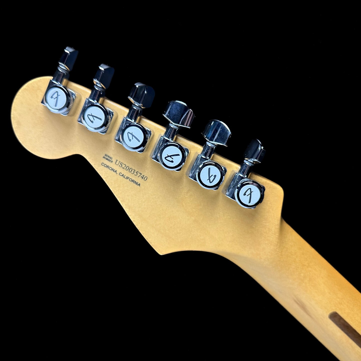 Used 2020 Fender Ultra Stratocaster Arctic Pearl w/case TSU14539