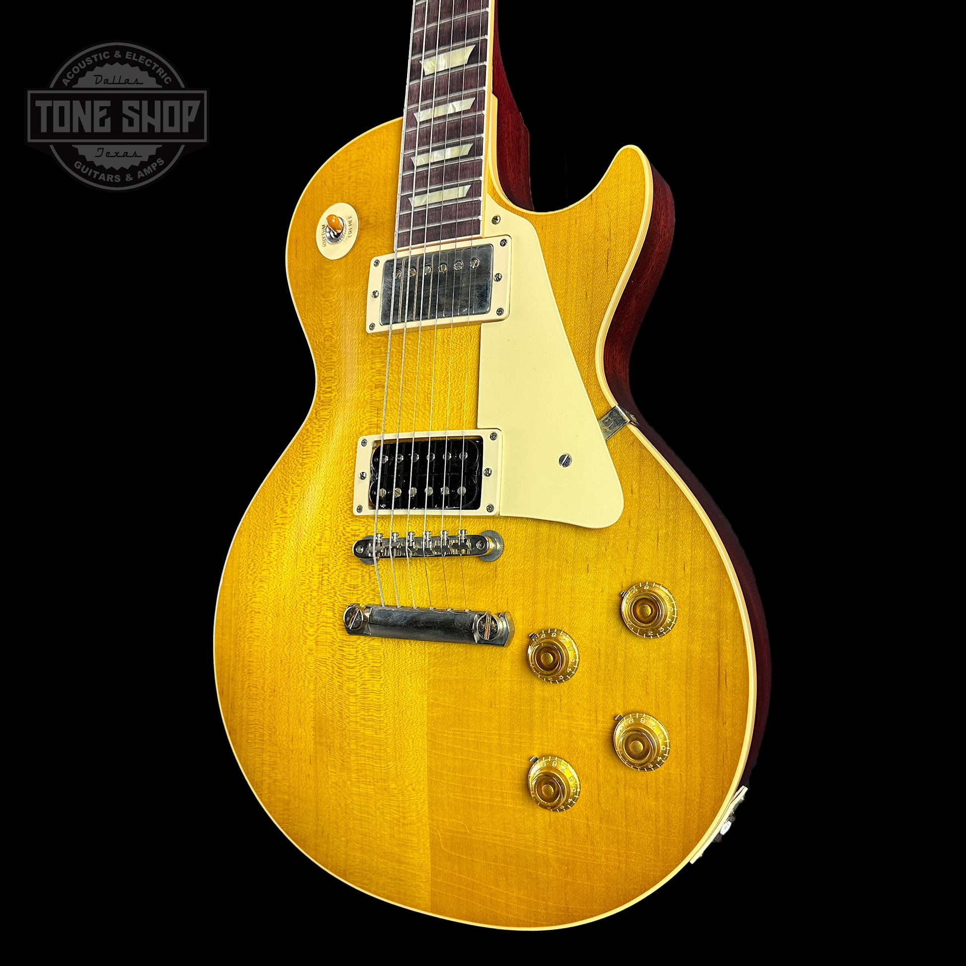 Front angle of Gibson Custom Shop Dealer's Choice 1958/60 Neck Les Paul Standard Chambered Lemon Burst Murphy Lab Ultra Light Aged.