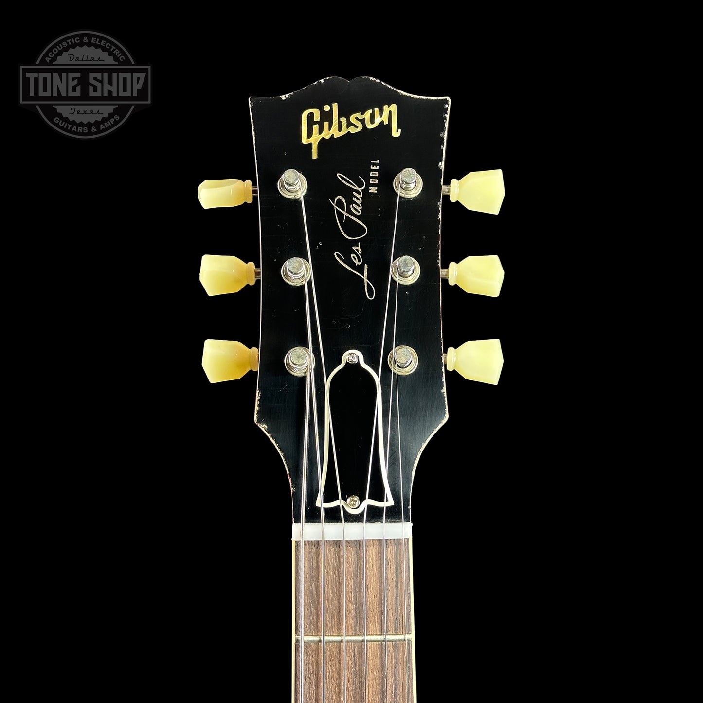 Front of headstock of Gibson Custom Shop Made 2 Measure 1959 Les Paul Standard Chambered SITF Tejas Burst Light Murphy Aged Double Cream.