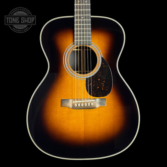 Front of Martin OM-28 1935 Sunburst.