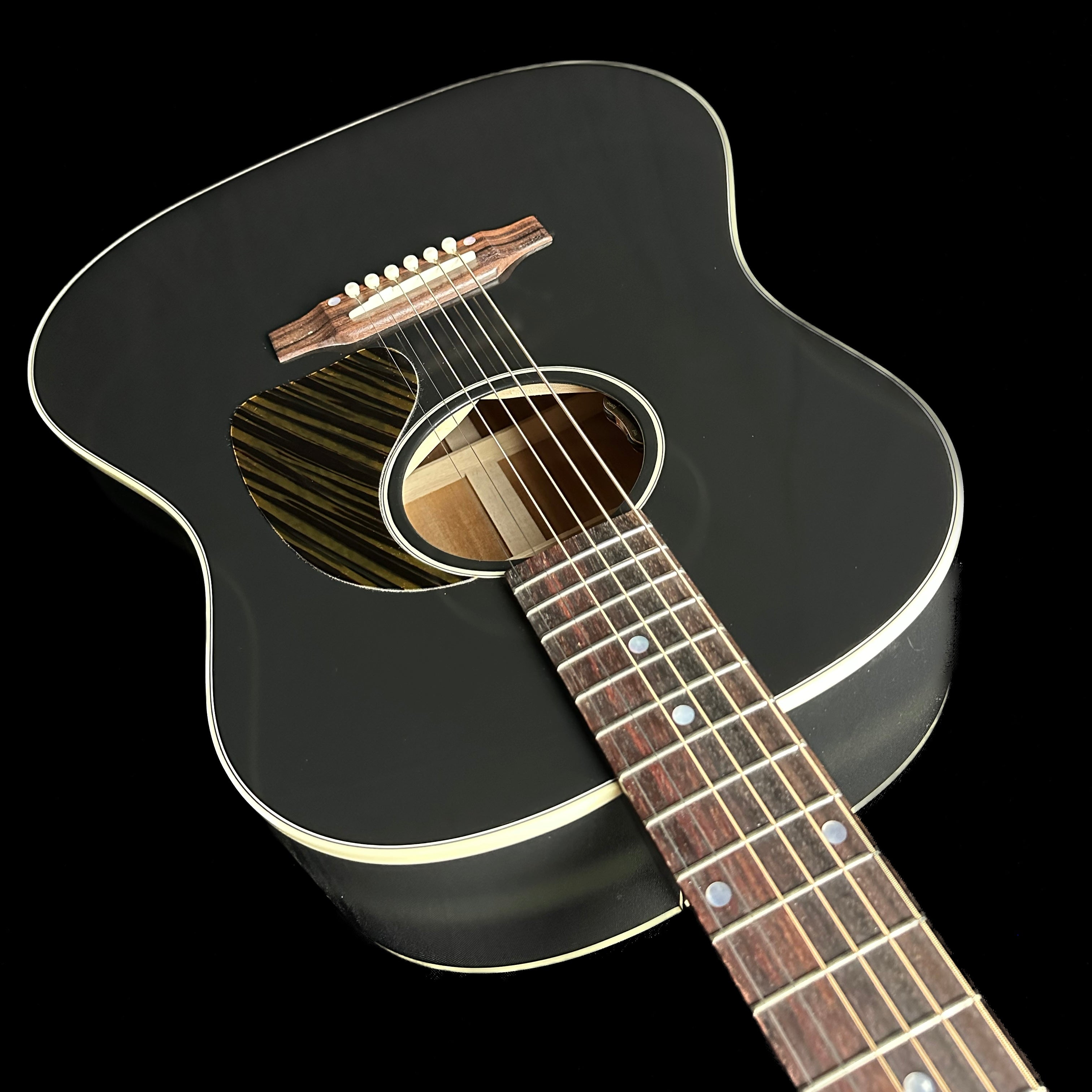 Gibson Custom Shop M2M J-45 Long Scale Ebony w/case
