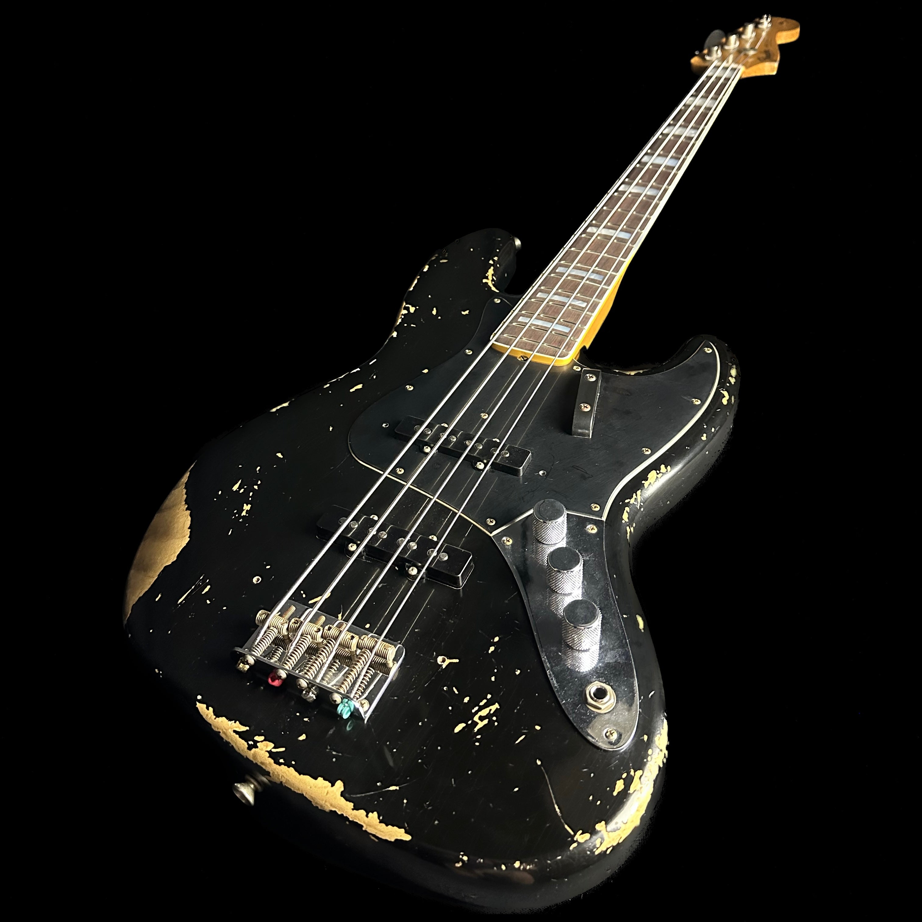 Fender Custom Shop Limited Edition Custom Jazz Bass Heavy Relic Aged B –  Tone Shop Guitars