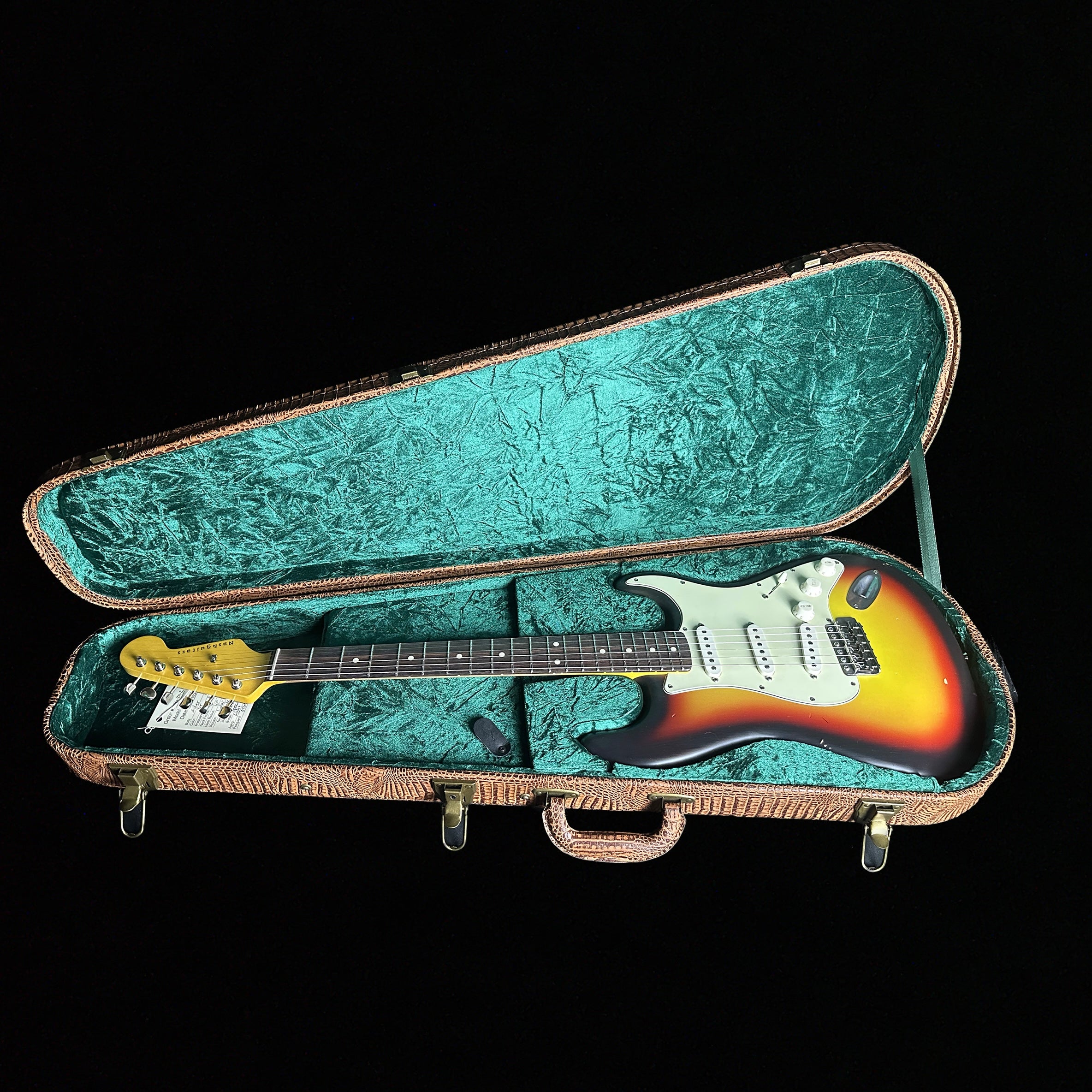 Nash deals guitar case